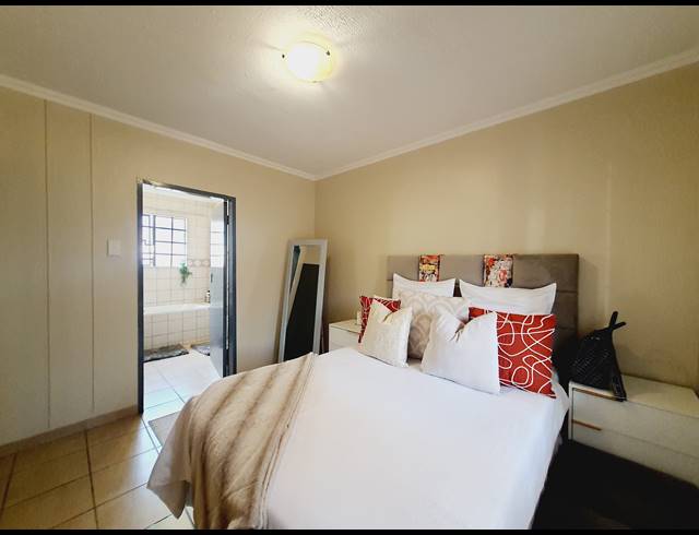 1 BEDROOM APARTMENT FOR SALE IN NOORDWYK